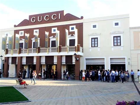 negozi di scarpe gucci catania|gucci outlet palermo italy.